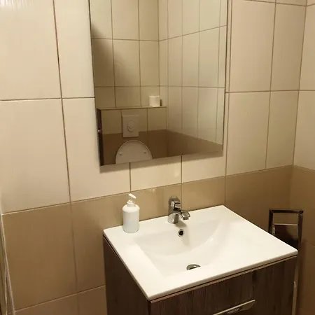 Kolibri 2 Vendeghaz Apartmán